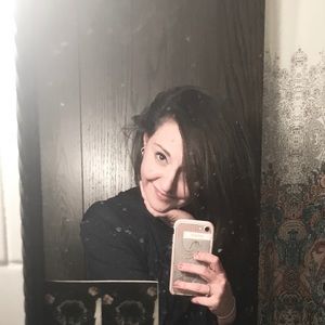 Meet your Posher, Alexandra